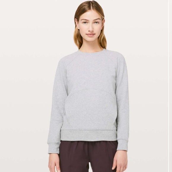 Lululemon Catch A Moment Crew - Picture 1 of 2